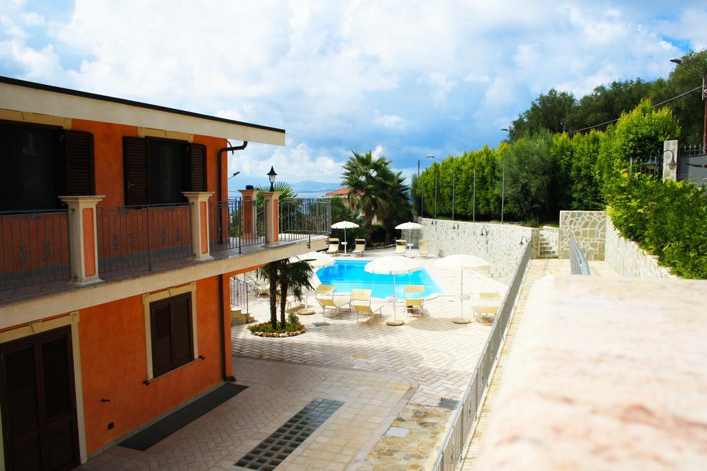 La Marinella Apartment Palmi Exterior foto