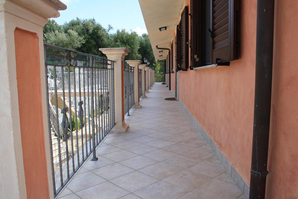 La Marinella Apartment Palmi Exterior foto
